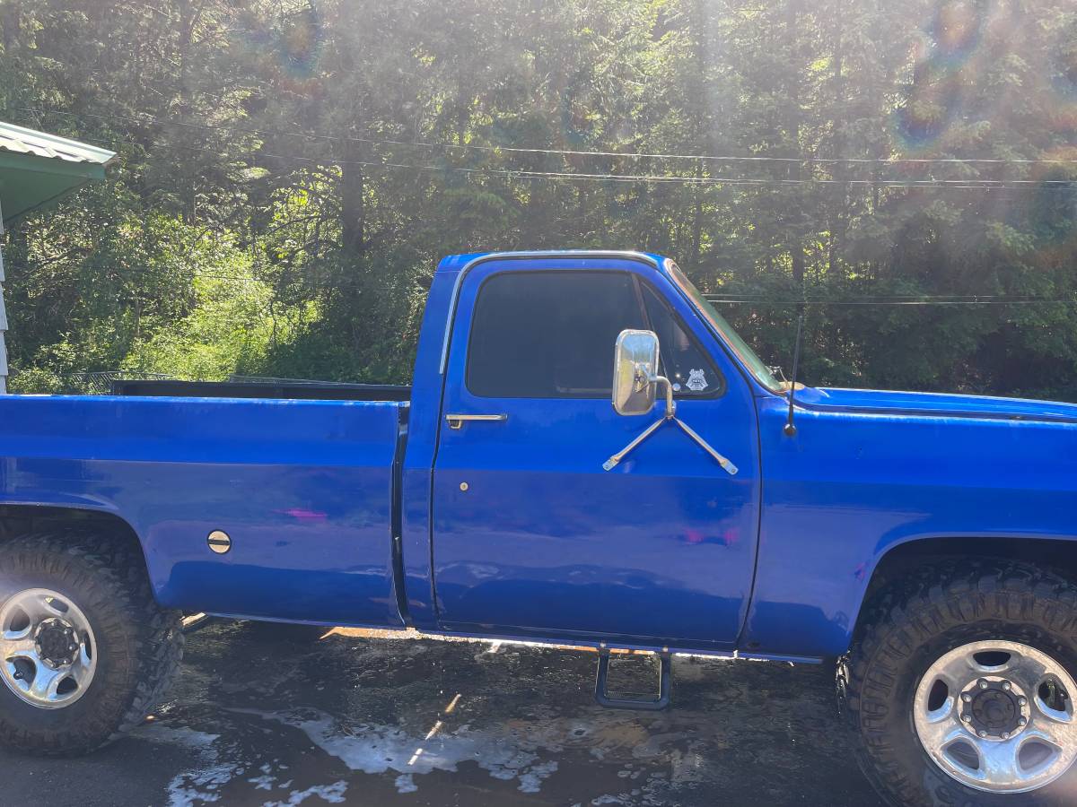 Chevy-k20-4x4-2500-camper-special-1976-4