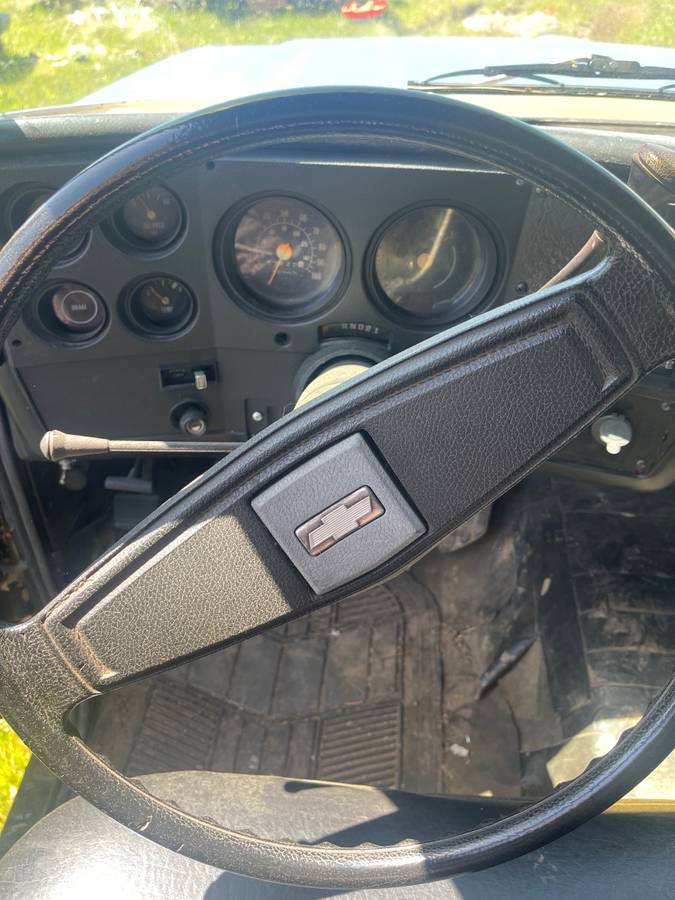 Chevy-k20-4x4-2500-camper-special-1976-5