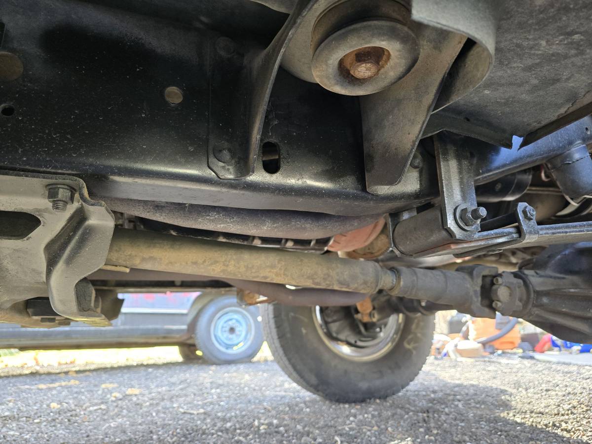 Chevy-k20-4x4-silverado-1984-grey-15