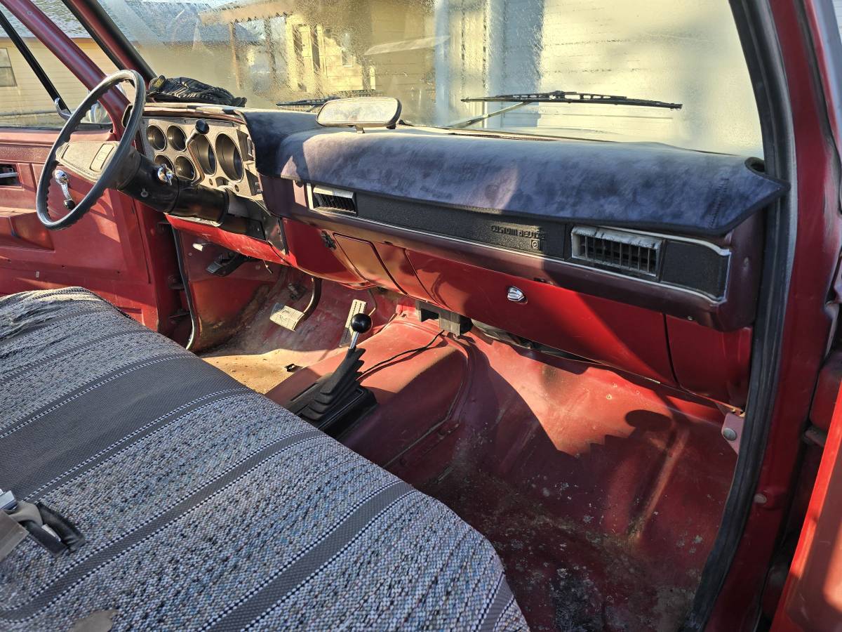 Chevy-k20-4x4-silverado-1984-grey-19