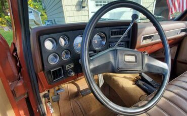 Chevy-k20-scottsdale-4x4-1982-custom-18