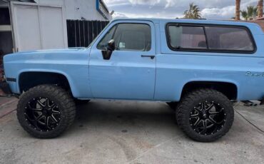 Chevy-k5-blazer-1985-blue
