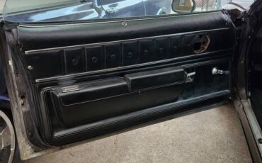 Chevy-malibu-1975-black-17