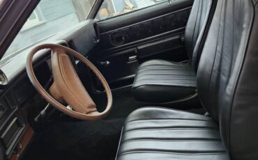 Chevy-malibu-1975-black-5