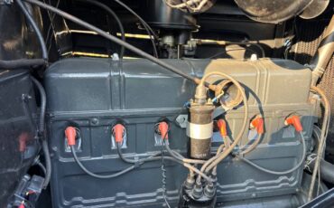 Chevy-master-deluxe-1936-black-5