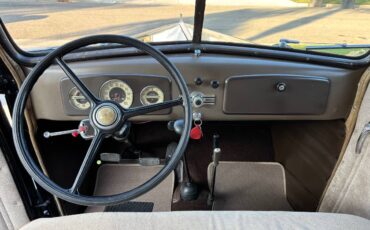 Chevy-master-deluxe-1936-black-9