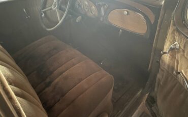 Chevy-master-deluxe-coupe-1934-4