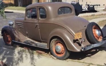 Chevy-master-deluxe-coupe-1934-6