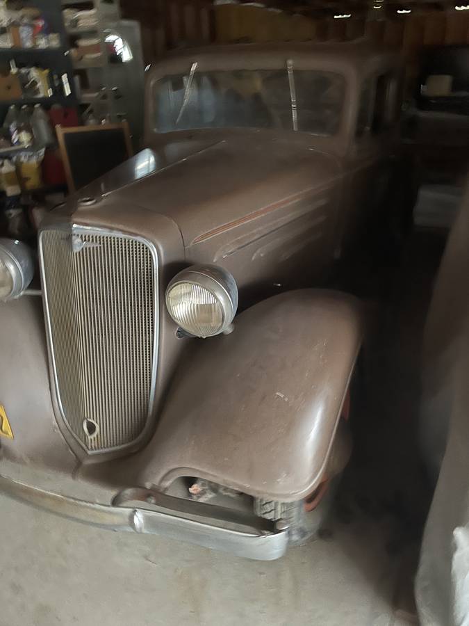 Chevy-master-deluxe-coupe-1934-7