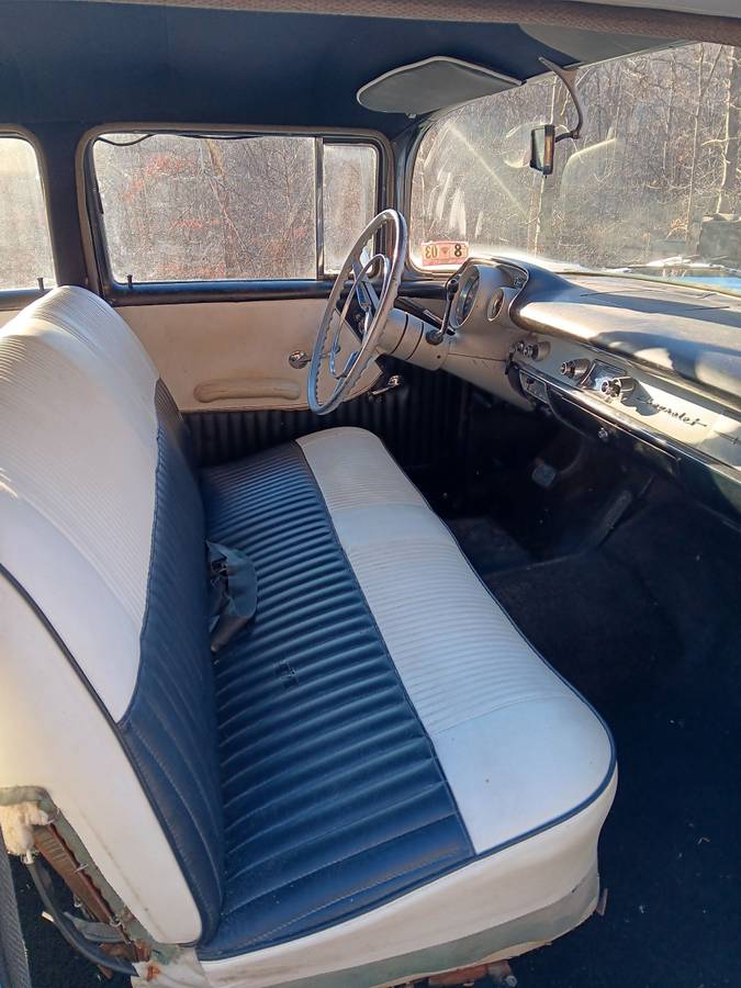 Chevy-model-210-1957-blue-6