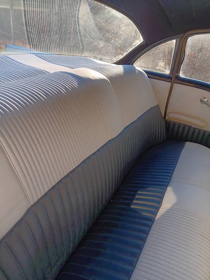 Chevy-model-210-1957-blue-9