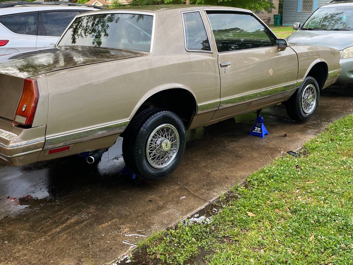 Chevy-monte-carlo-1987-1