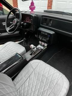 Chevy-monte-carlo-ss-1985-grey-8