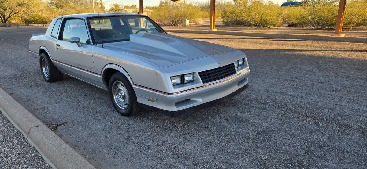 Chevy-monte-carlo-ss-1985-silver-26