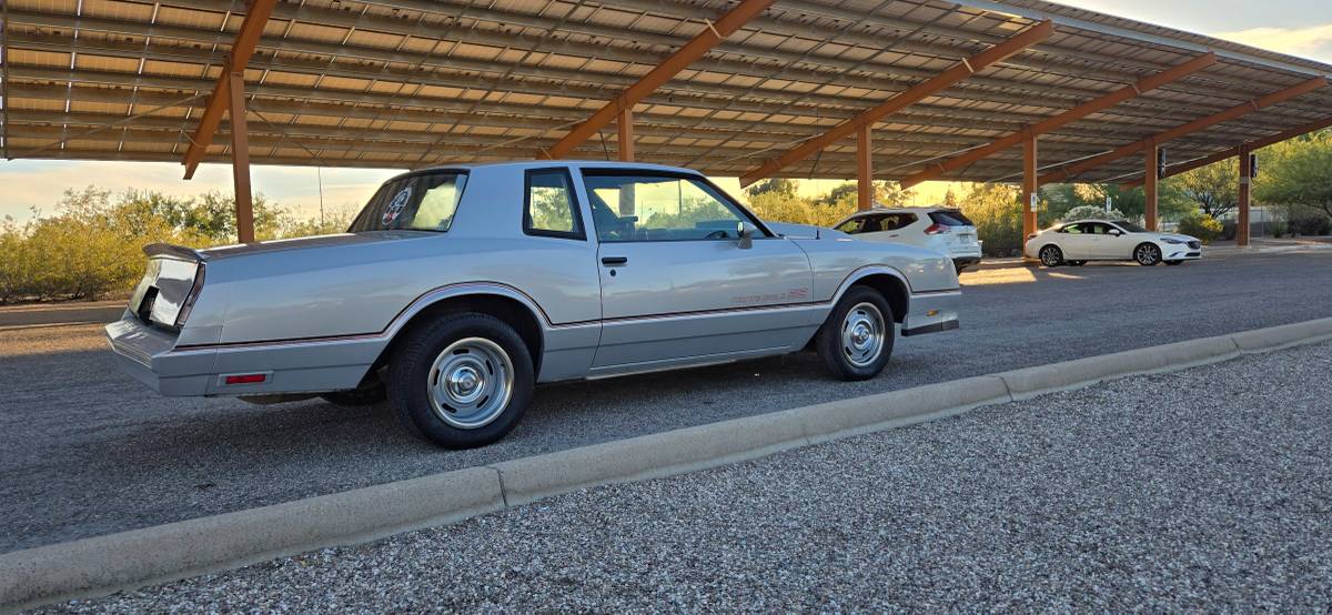 Chevy-monte-carlo-ss-1985-silver-28