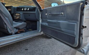 Chevy-monte-carlo-ss-1985-silver-41