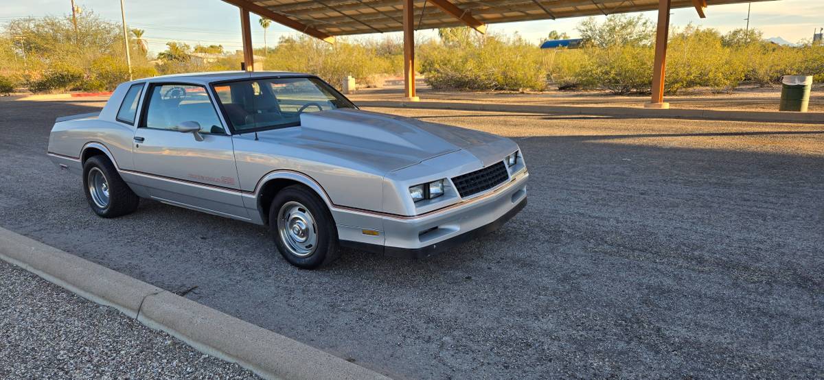 Chevy-monte-carlo-ss-1985-silver-7
