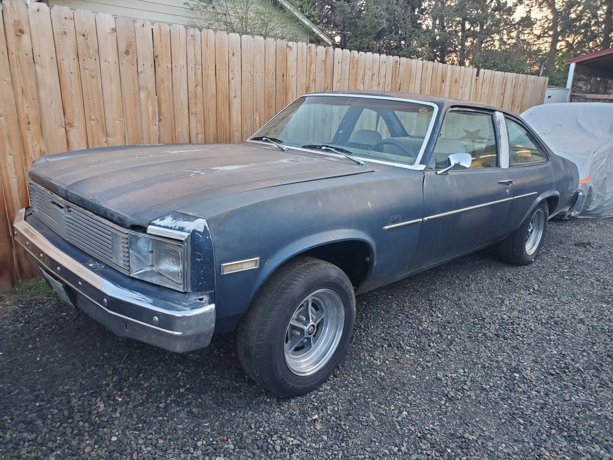 Chevy-nova-1979-blue-6