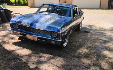 Chevy-nova-custom-1974-blue-6