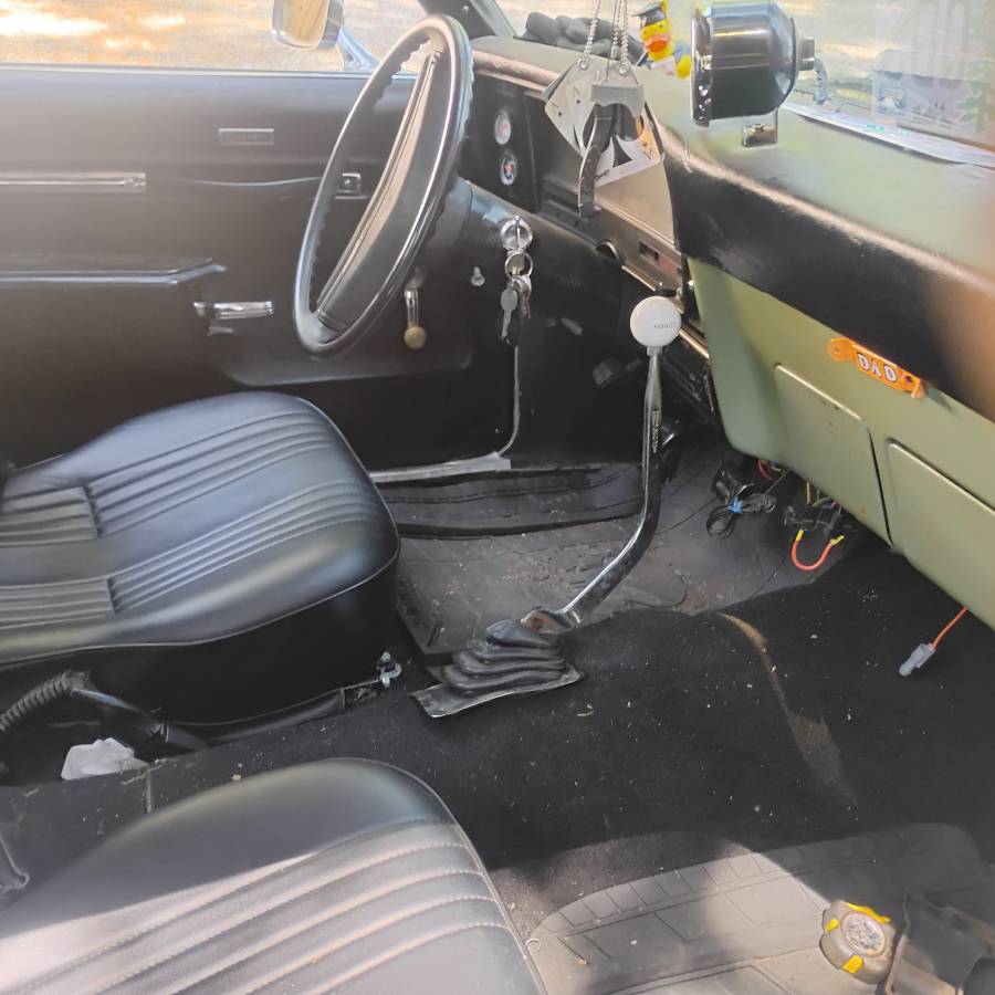 Chevy-nova-custom-1974-blue-8