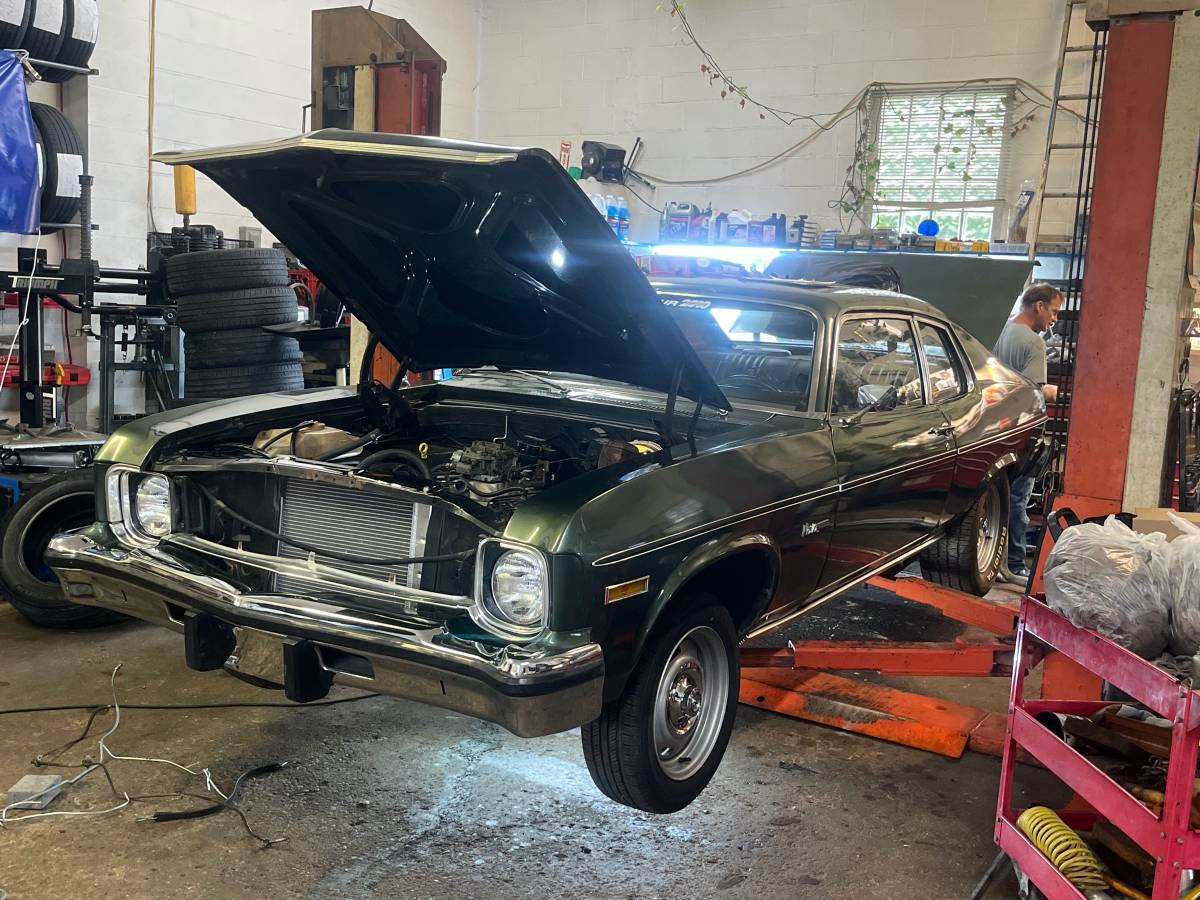 Chevy-nova-custom-74-1974-green-2