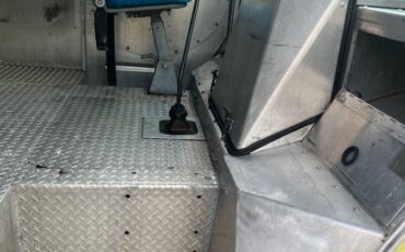 Chevy-p30-step-van-1989-7