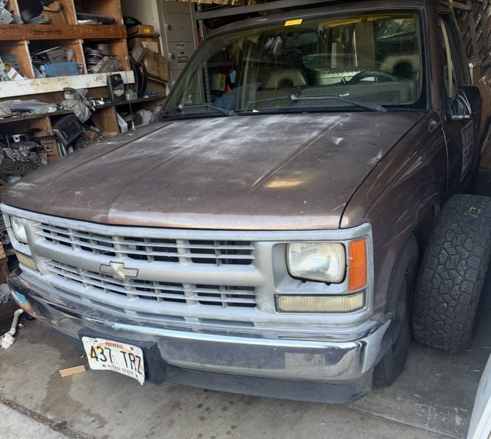 Chevy-pickup-1994-brown