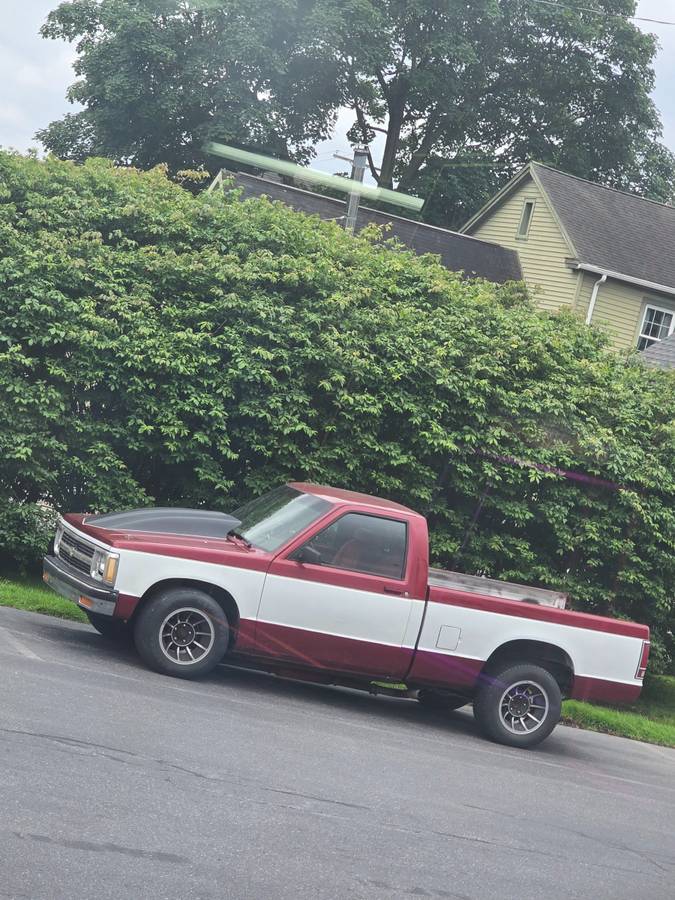Chevy-s10-1988-custom-2