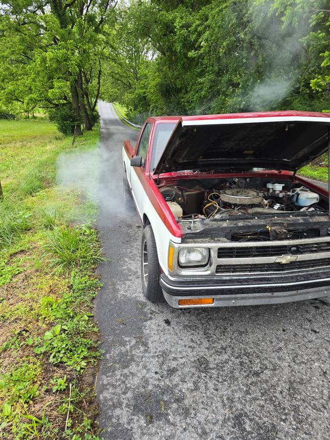 Chevy-s10-1988-custom-3