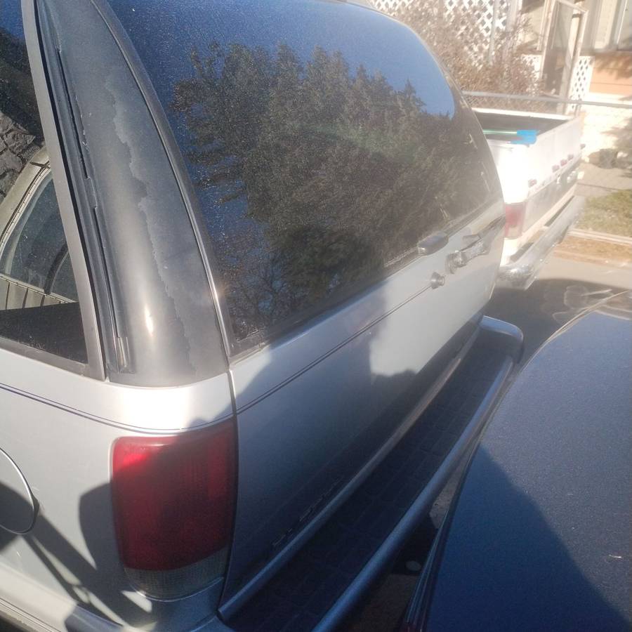 Chevy-s10-blazer-1996-grey-2