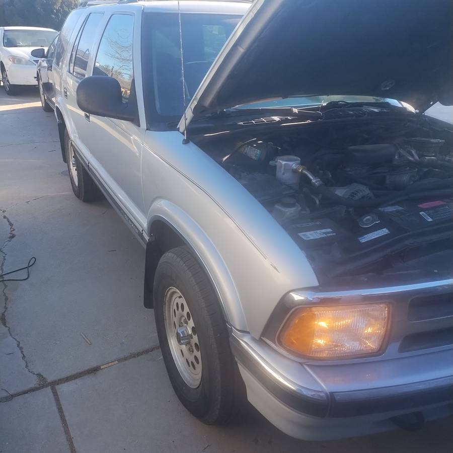 Chevy-s10-blazer-1996-grey-9