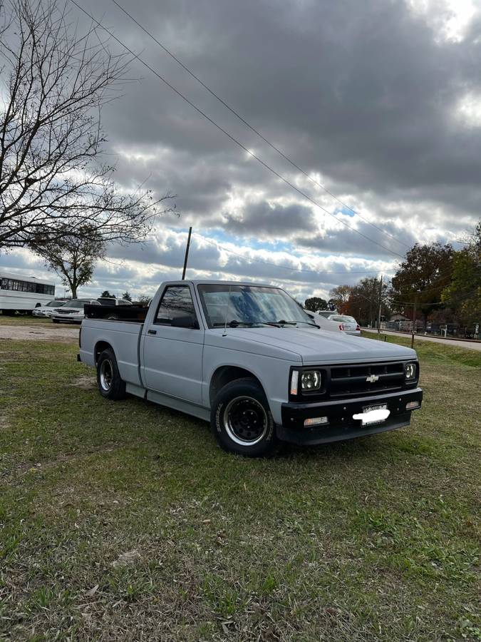 Chevy-s10-pickup-1990-grey-1