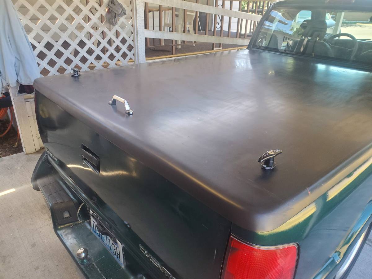 Chevy-s10-pu-1996-green