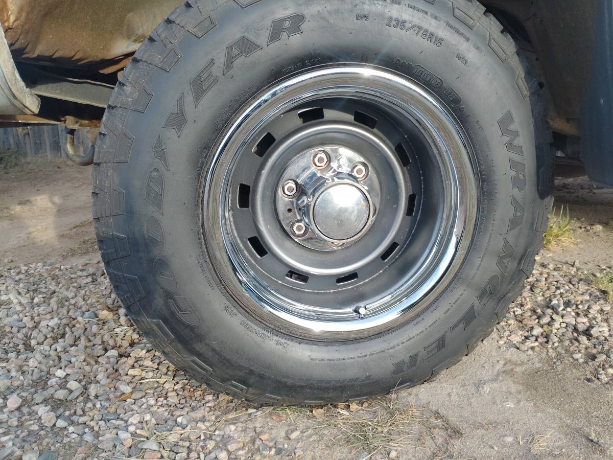 Chevy-scottsdale-k10-1979-grey-19