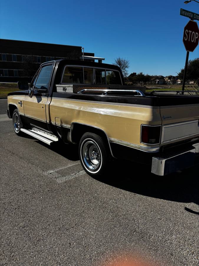 Chevy-silverado-1500-1984-4