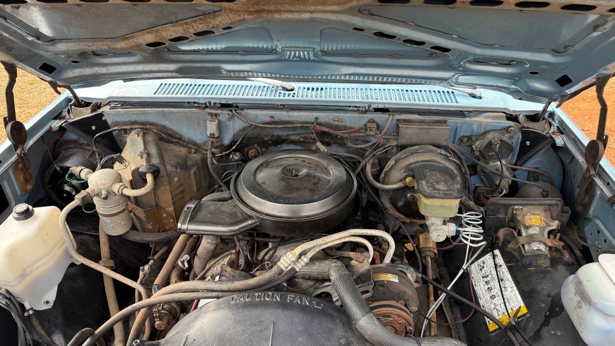 Chevy-silverado-1500-1987-blue-8