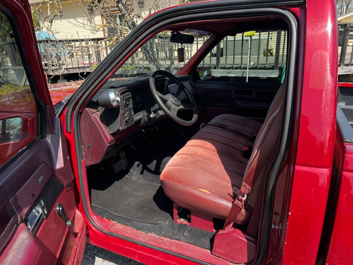 Chevy-silverado-1500-1988-red-14