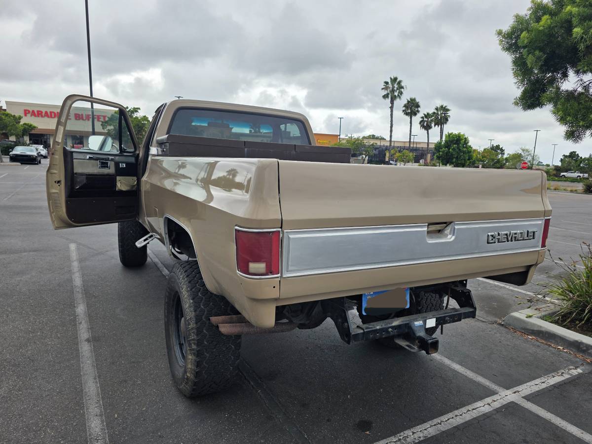 Chevy-silverado-1500-4x4-1987-4