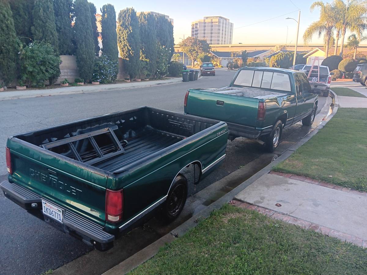 Chevy-silverado-1500-extend-cab-1996-green-4