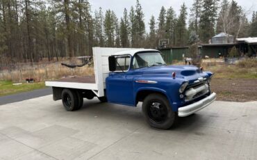Chevy-silverado-1957-blue
