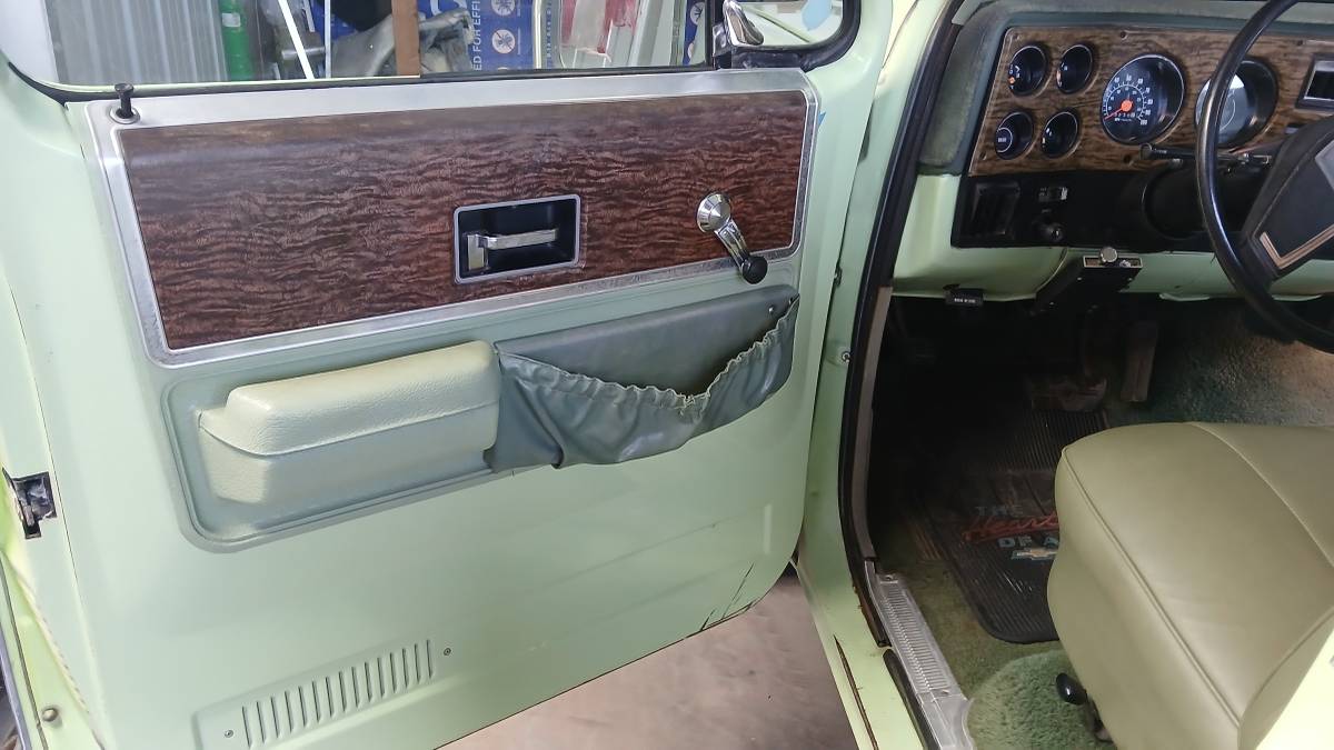 Chevy-silverado-1976-green-1