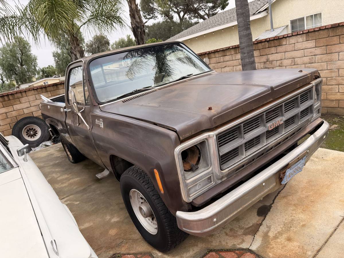 Chevy-silverado-1977-9