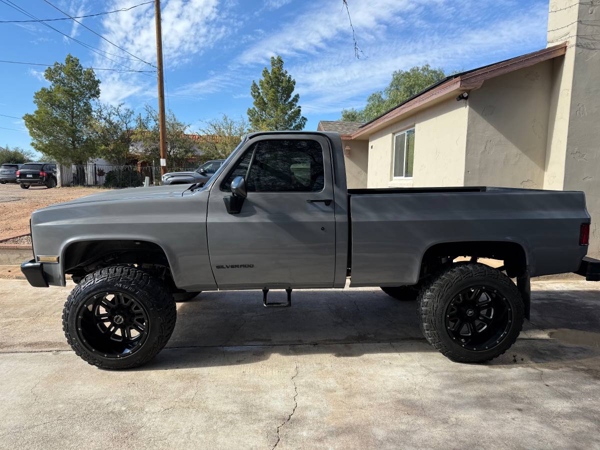 Chevy-silverado-1984-14