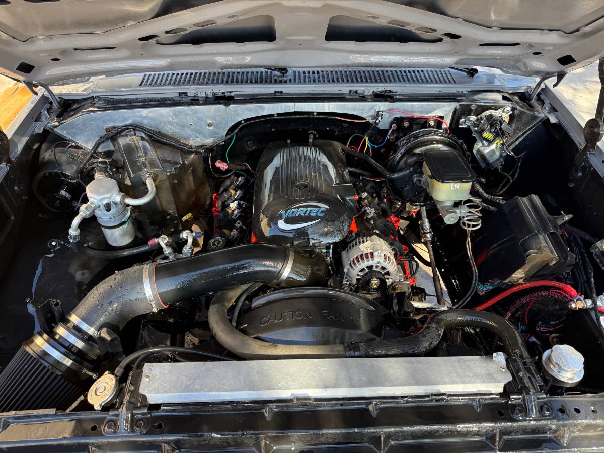 Chevy-silverado-1984-15