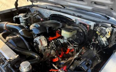 Chevy-silverado-1984-17