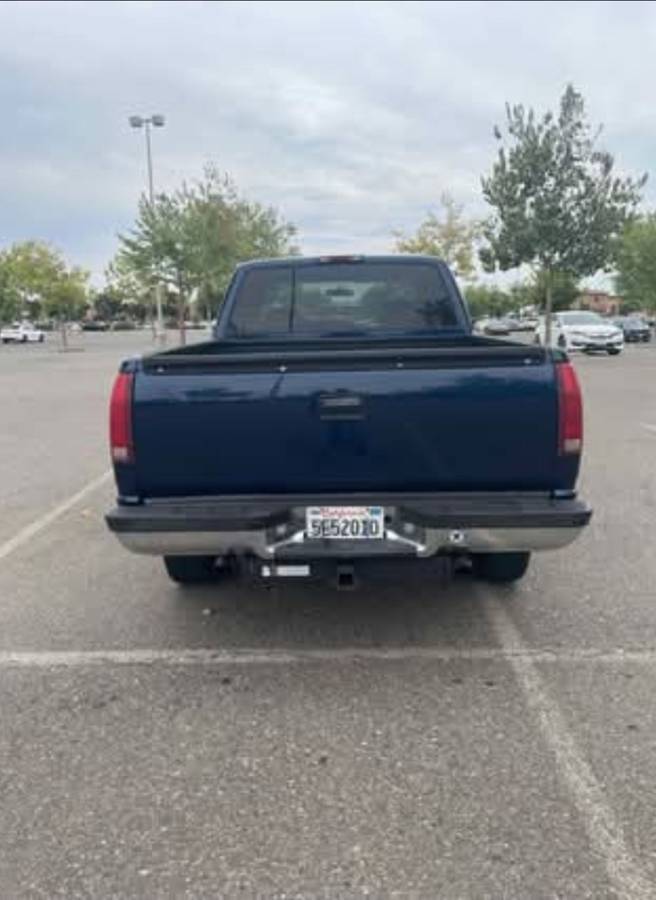 Chevy-silverado-1995-blue-1