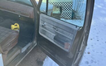 Chevy-silverado-2500hd-1978-white-3