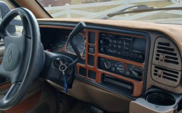 Chevy-silverado-3500-diesel-1995-custom-1