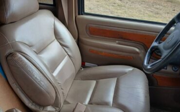 Chevy-silverado-3500-diesel-1995-custom-2