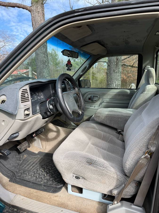 Chevy-silverado-3500hd-diesel-1995-green-10